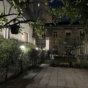 https://dimora900.sicilyhotelsitaly.net